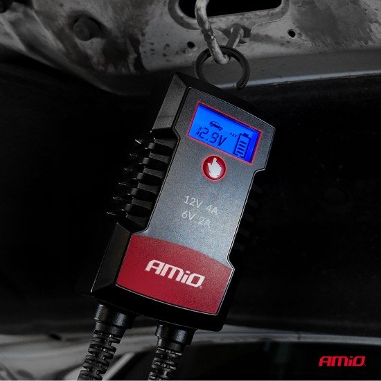 Amio - Φορτιστής Μπαταρίας Ψηφιακός PRO AGM GEL LiFePo4 (LFP) τάση λειτουργίας 6/12V ένταση ρεύματος 4A με γάντζο για Επιβατικά Αυτοκίνητα και Μοτοσυκλέτες - 1 τεμ. (04531/AM)-Amio-04531/AM