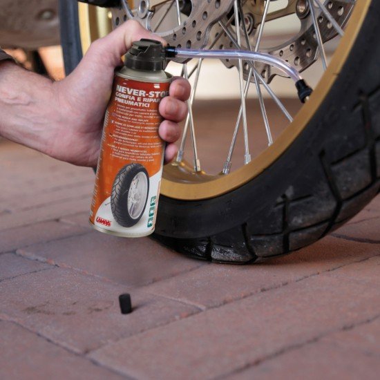ΑΦΡΟΣ ΕΠΙΣΚΕΥΗΣ NEVER STOP ΓΙΑ ΕΛΑΣΤΙΚΑ ΜΟΤΟ FAST (200 ml)-Lampa-9005.0-LM ΑΦΡΟΣ ΕΠΙΣΚΕΥΗΣ NEVER STOP ΓΙΑ ΕΛΑΣΤΙΚΑ ΜΟΤΟ FAST (200 ml)-Lampa-9005.0-LM