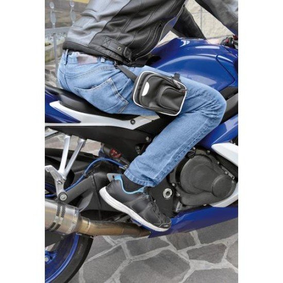 ΤΣΑΝΤΑΚΙ ΠΟΔΙΟΥ ΓΙΑ ΟΔΗΓΟ ΜΗΧΑΝΗΣ T-MAXTER LEG-PACK  (180 Χ 120 Χ 100 mm)-Lampa-9042.1-LM ΤΣΑΝΤΑΚΙ ΠΟΔΙΟΥ ΓΙΑ ΟΔΗΓΟ ΜΗΧΑΝΗΣ T-MAXTER LEG-PACK  (180 Χ 120 Χ 100 mm)-Lampa-9042.1-LM