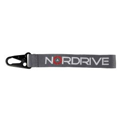 ΜΠΡΕΛΟΚ ΚΑΡΑΜΠΙΝΕΡ ΜΕ LOGO NORDRIVE ΣΕ ΓΚΡΙ ΣΚΟΥΡΟ ΧΡΩΜΑ 1ΤΕΜ.-Lampa-L9972.8 ΜΠΡΕΛΟΚ ΚΑΡΑΜΠΙΝΕΡ ΜΕ LOGO NORDRIVE ΣΕ ΓΚΡΙ ΣΚΟΥΡΟ ΧΡΩΜΑ 1ΤΕΜ.-Lampa-L9972.8