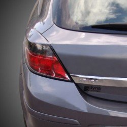 Φρυδάκια Φαναριών Πίσω OPEL ASTRA H 3D-Americat-ΦΡ.ΟΑ.0093 Φρυδάκια Φαναριών Πίσω OPEL ASTRA H 3D-Americat-ΦΡ.ΟΑ.0093